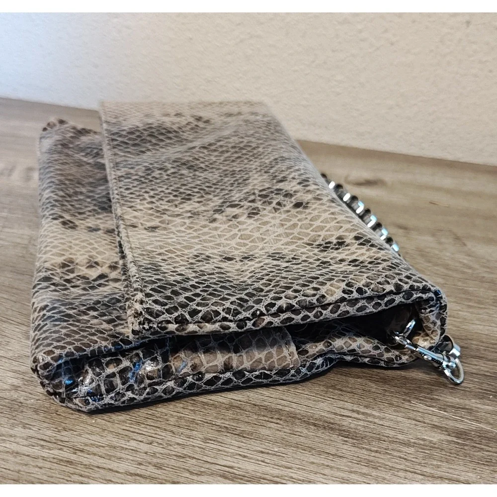 Alfani Foldover Clutch Bag Womens Medium Beige Brown Faux Snakeskin Chain Strap